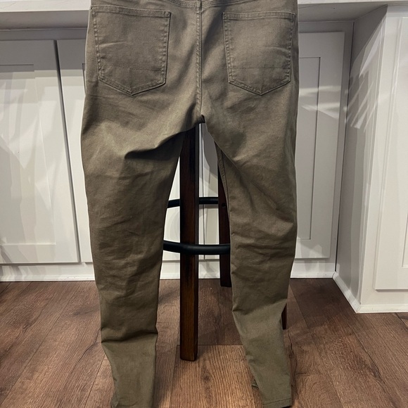 Duck Head Field Canvas Five-Pocket Olive Green - Picture 4 of 4
